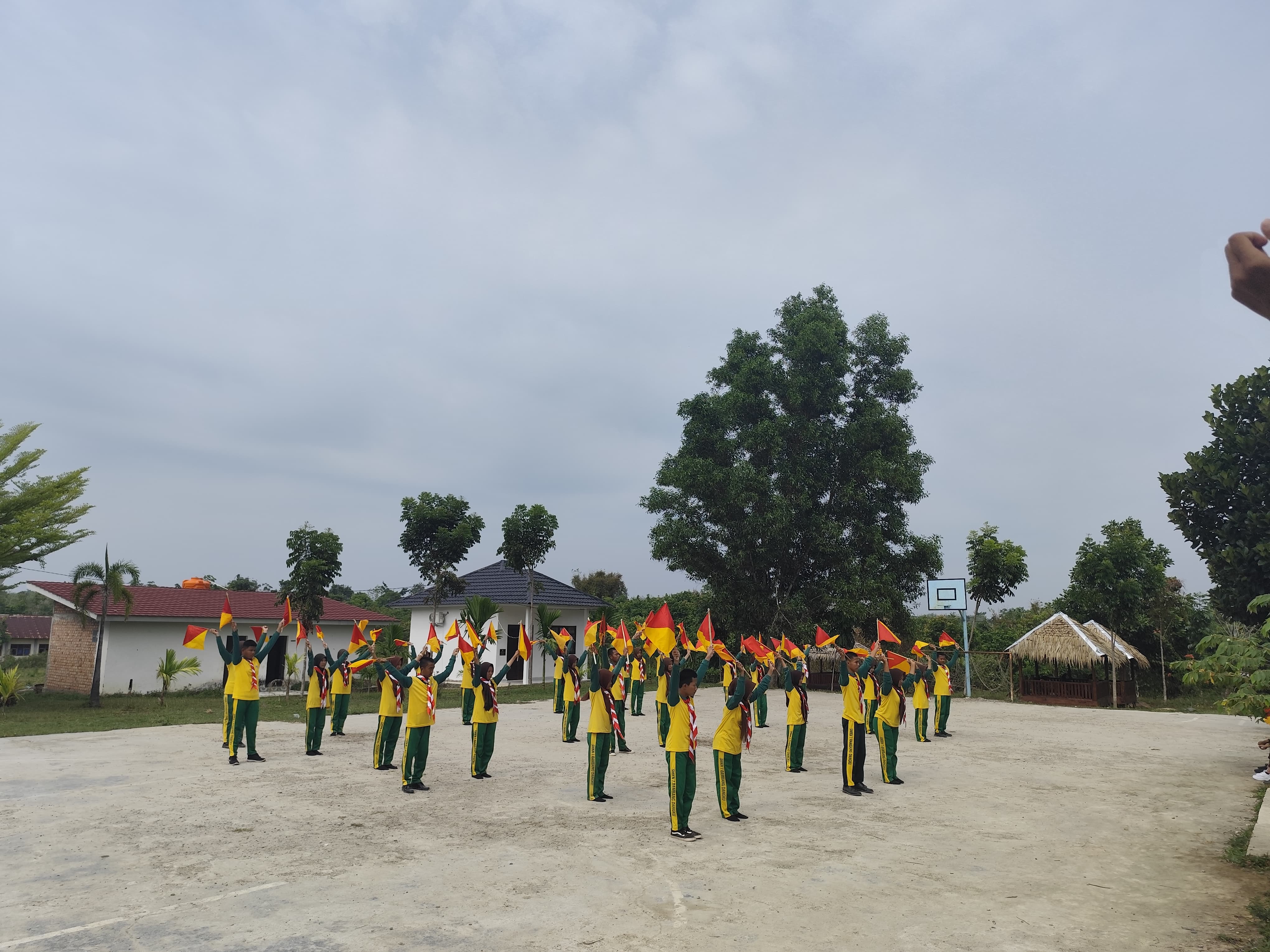LATIHAN GABUNGAN PRAMUKA SMKN 1 RAMBANG DANGKU DAN SMKN 1 BELIMBING